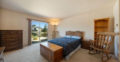 2215 Inverness Drive, South Lake Tahoe, CA 96150 Photo