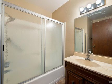 2215 Inverness Drive, South Lake Tahoe, CA 96150 Photo