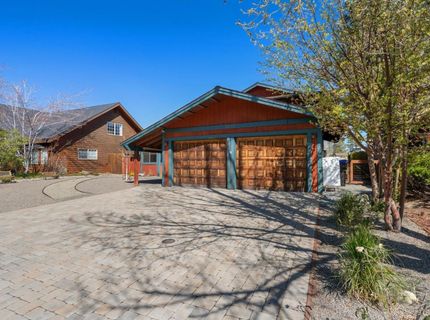 2215 Inverness Drive, South Lake Tahoe, CA 96150 Photo