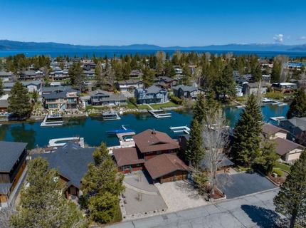 2215 Inverness Drive, South Lake Tahoe, CA 96150 Photo