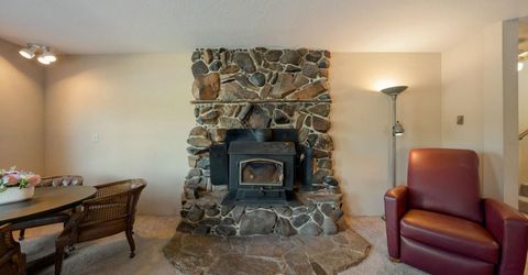2215 Inverness Drive, South Lake Tahoe, CA 96150 Photo