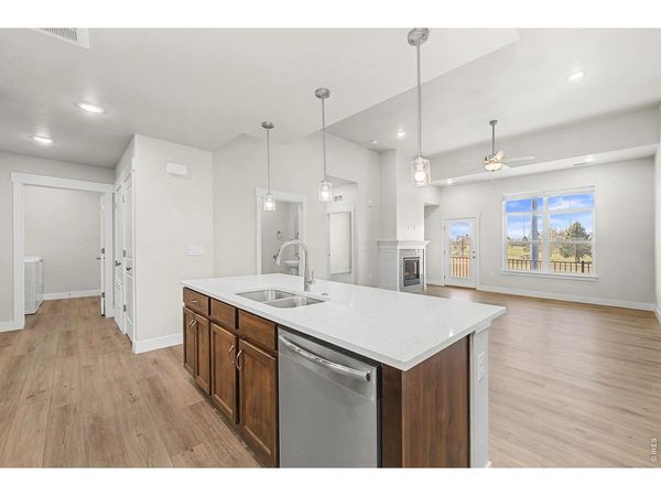265 High Point Dr, Unit 306, Longmont, CO 80504