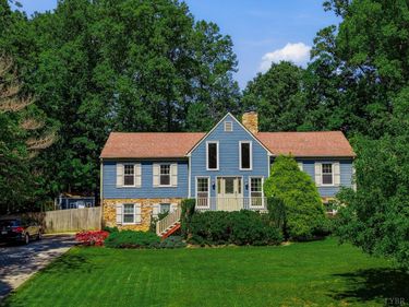 201 Cambridge drive, Lynchburg, VA 24502