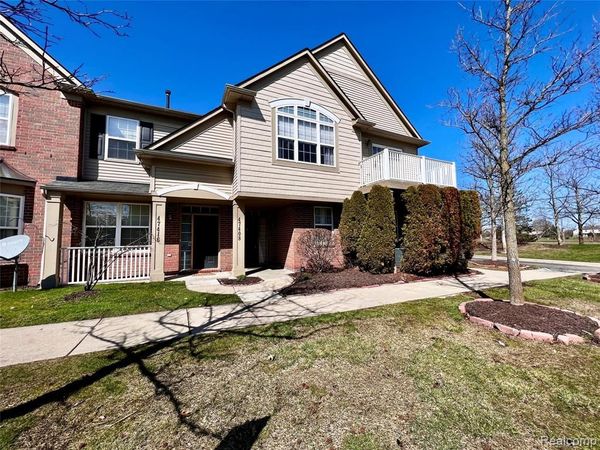 47408 PEMBROKE Drive , CANTON, MI 48188