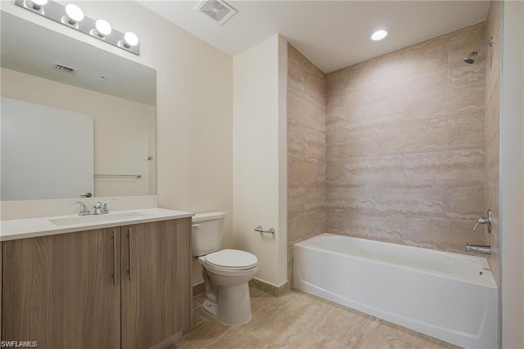 15901 Royal Pointe Ln , Unit 306, Fort Myers, FL 33908 Photo