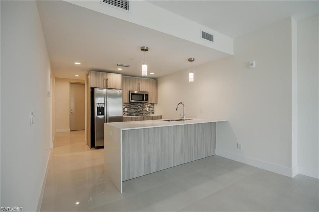 15901 Royal Pointe Ln , Unit 306, Fort Myers, FL 33908 Photo