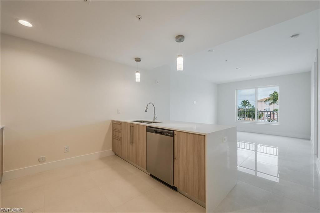 15901 Royal Pointe Ln , Unit 306, Fort Myers, FL 33908 Photo