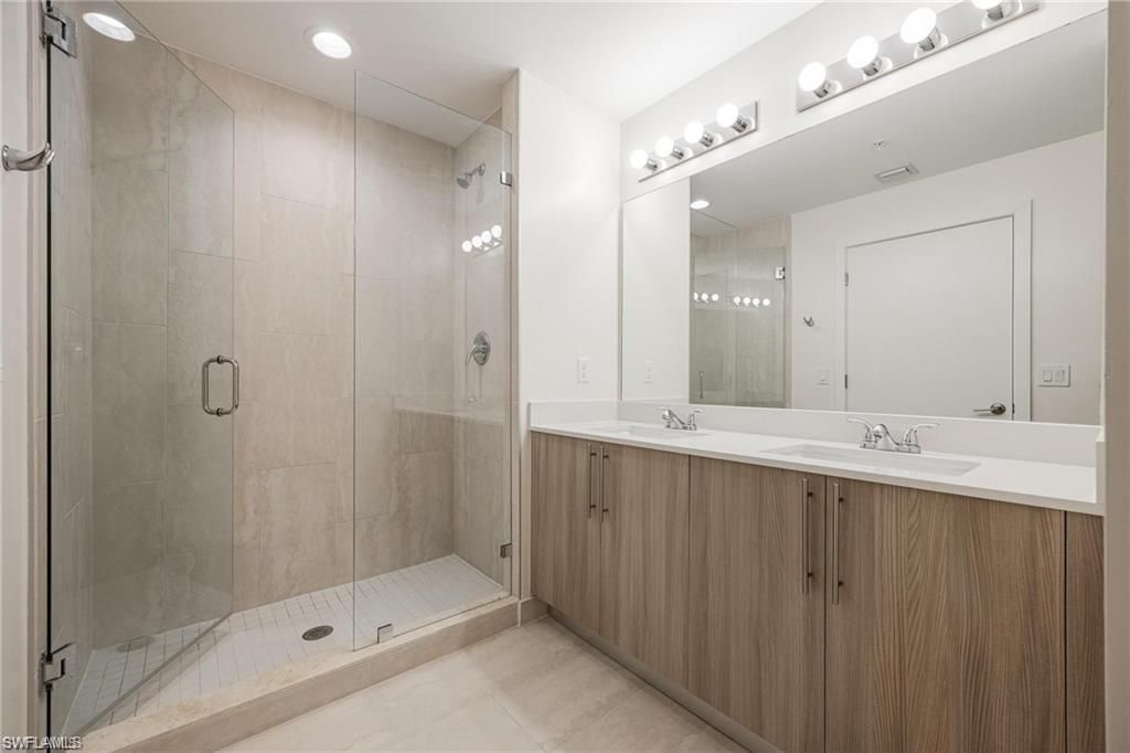 15901 Royal Pointe Ln , Unit 306, Fort Myers, FL 33908 Photo