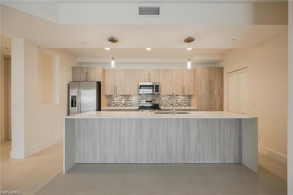 15901 Royal Pointe Ln , Unit 306, Fort Myers, FL 33908 Photo