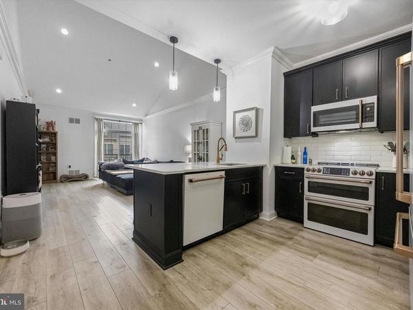 200 W ELM STREET , Unit 1428, CONSHOHOCKEN, PA 19428