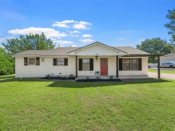 119 Castleman Circle, Hewitt, TX 76643
