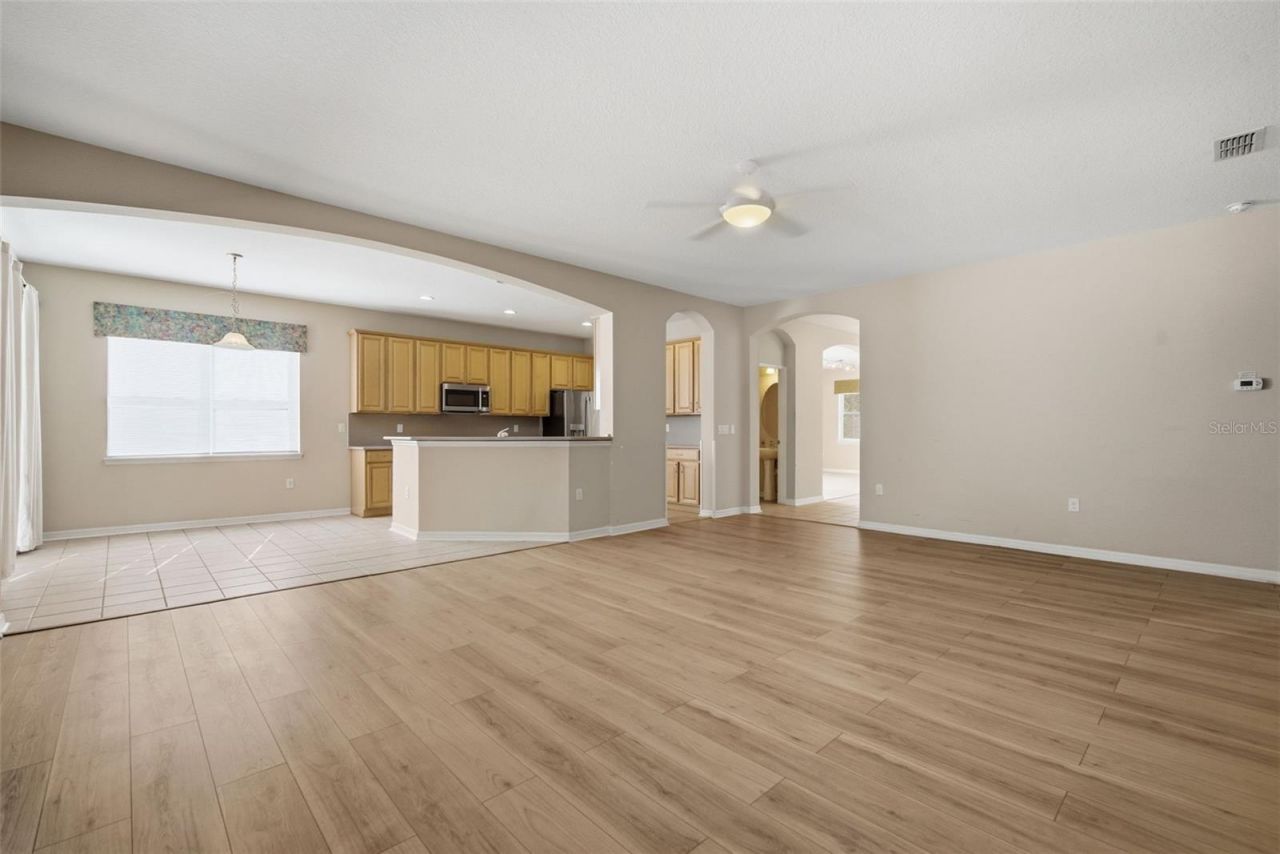 1520 Rhodeswell Lane , Dover, FL 33527 Photo