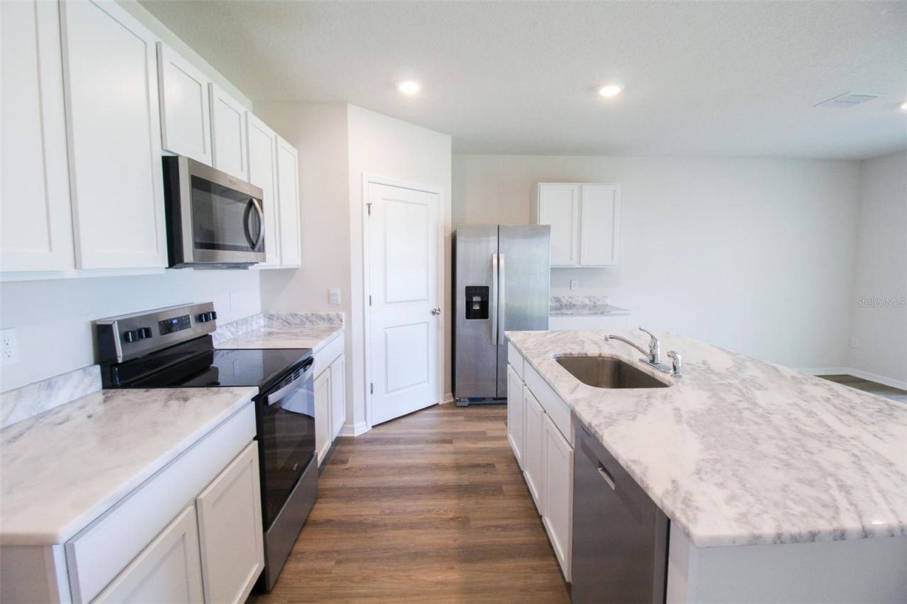 18121 Metado Drive , Lakewood Ranch, FL 34211 Photo