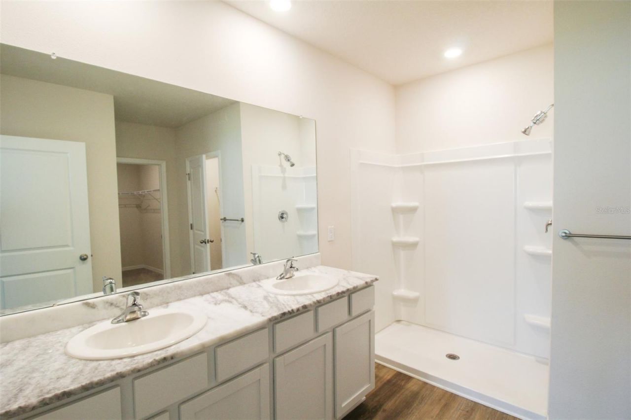 18121 Metado Drive , Lakewood Ranch, FL 34211 Photo