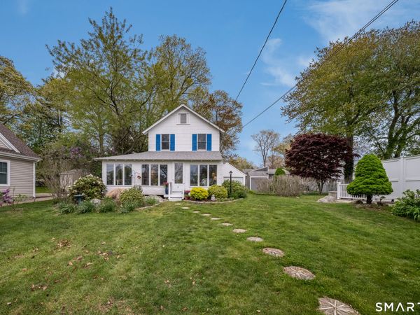 18 Hough, Old Lyme, CT 06371