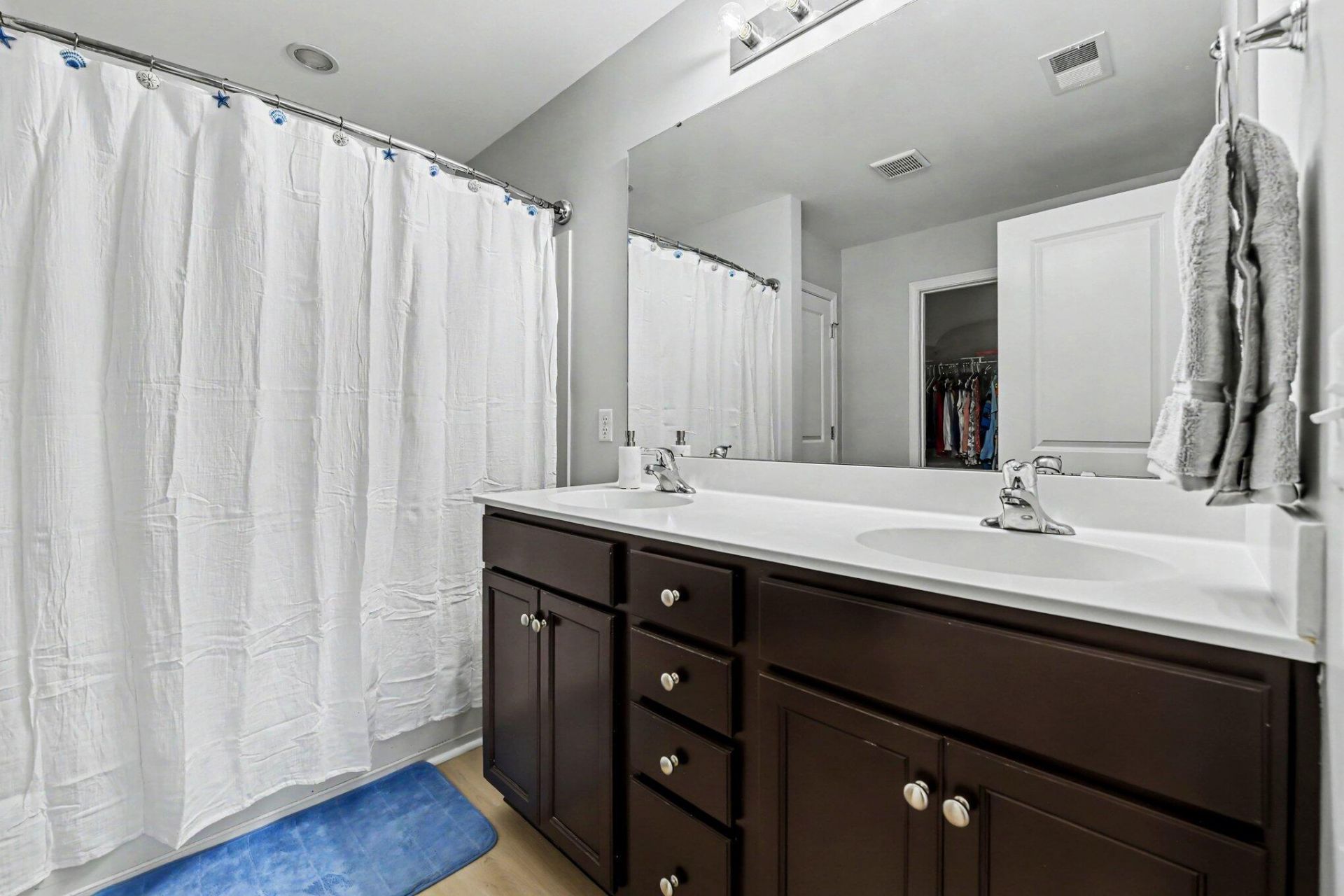 1064 Bennington Drive Photo 18