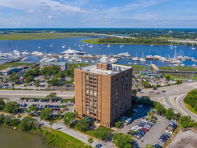 14 Lockwood Drive, Unit Apt 11g, Charleston, SC 29401