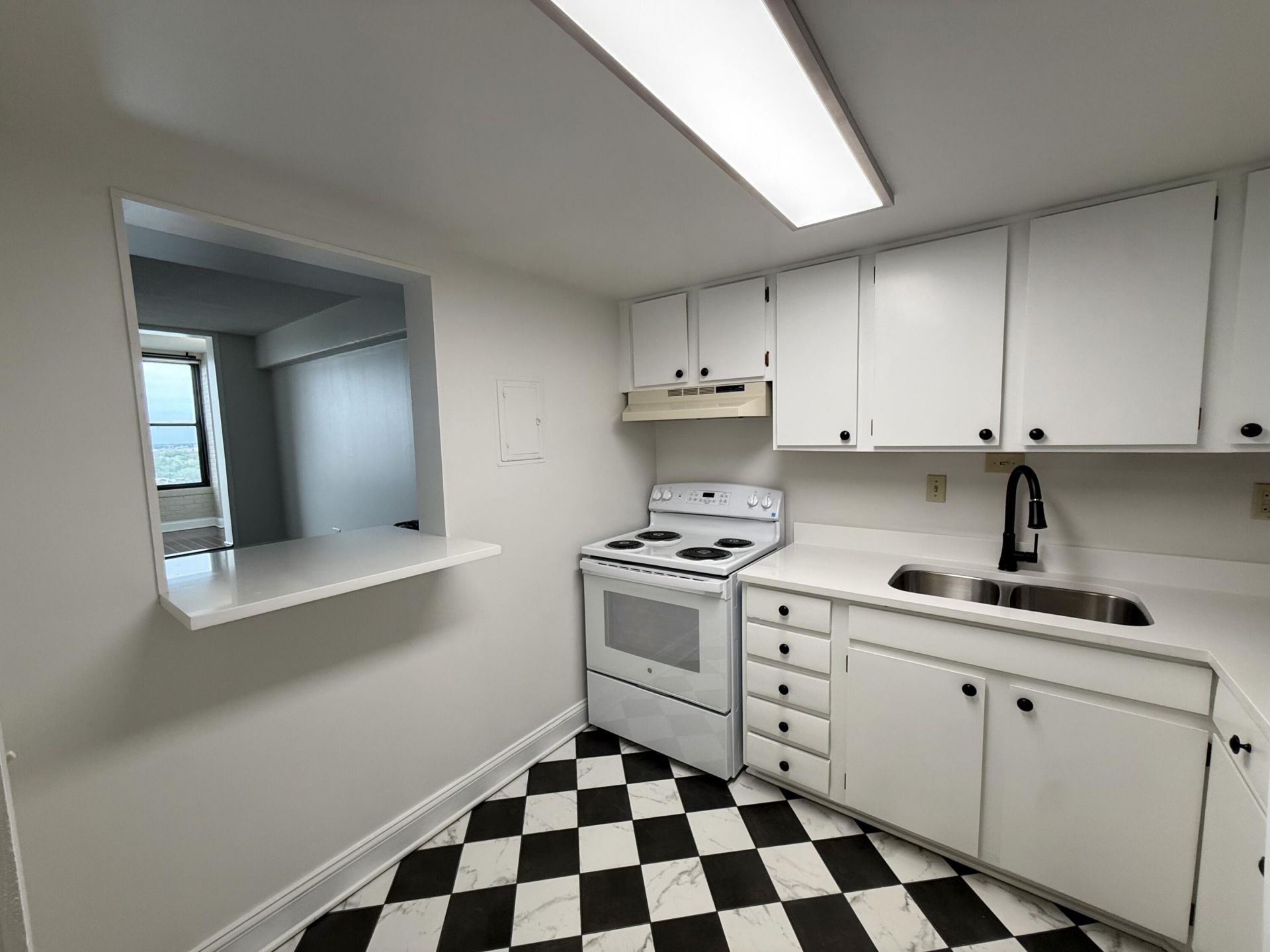 14 Lockwood Drive Photo 8
