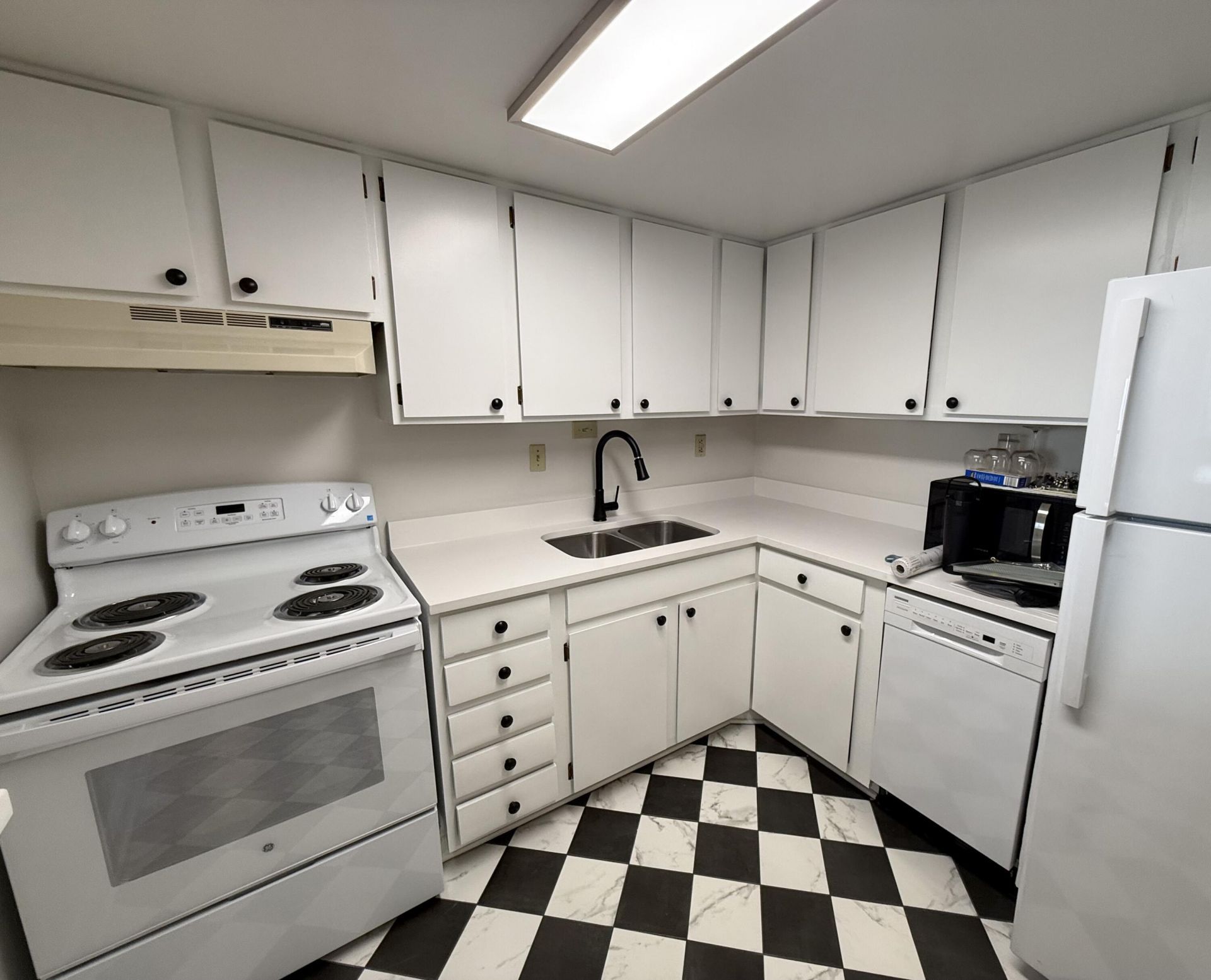 14 Lockwood Drive Photo 9