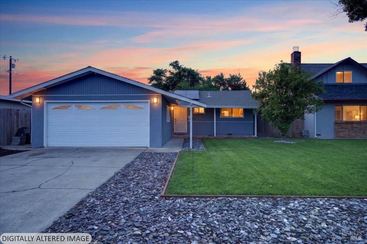 366 Trinity Drive, Vacaville, CA 95687 Main Photo