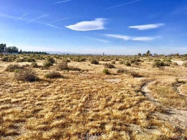 93 Avenue J, Roosevelt, CA 93535