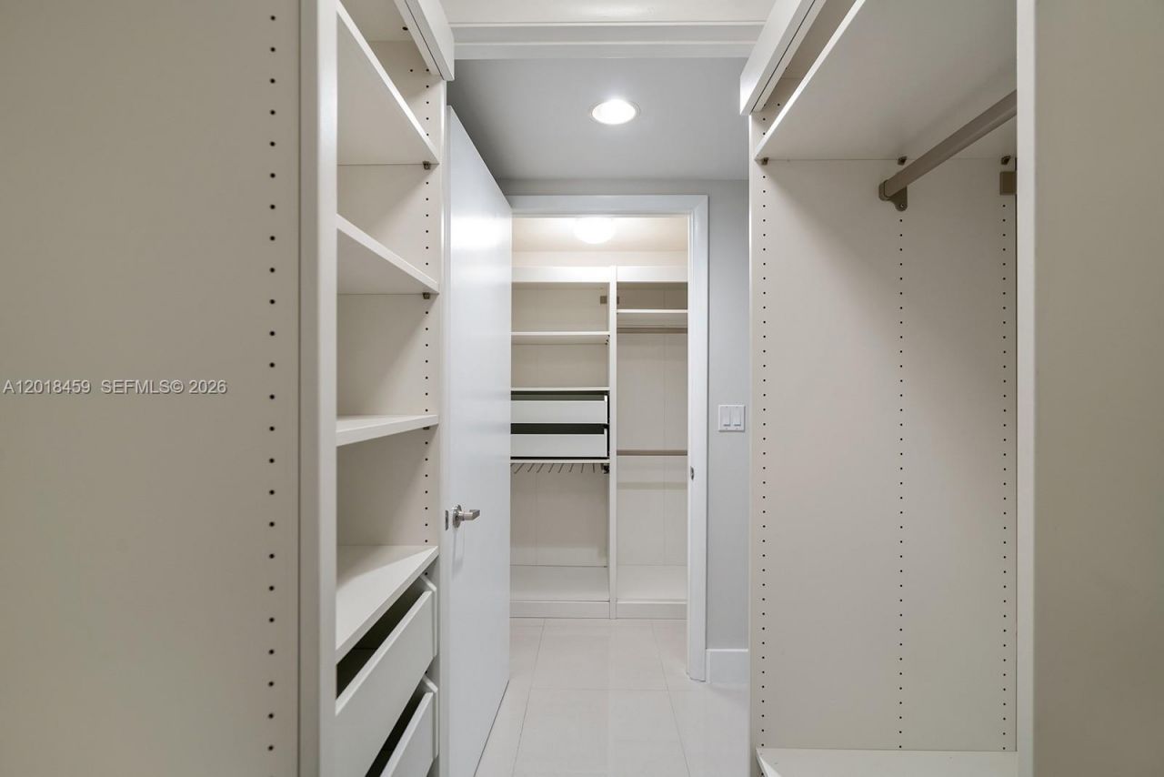 495 Brickell Ave , Unit 2703, Miami, FL 33131 Photo