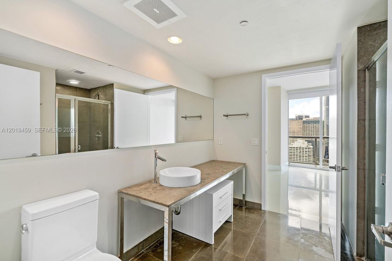 495 Brickell Ave , Unit 2703, Miami, FL 33131 Photo