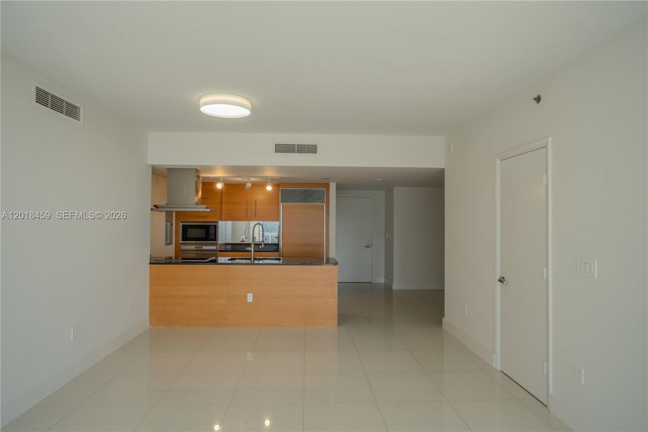 495 Brickell Ave , Unit 2703, Miami, FL 33131 Photo