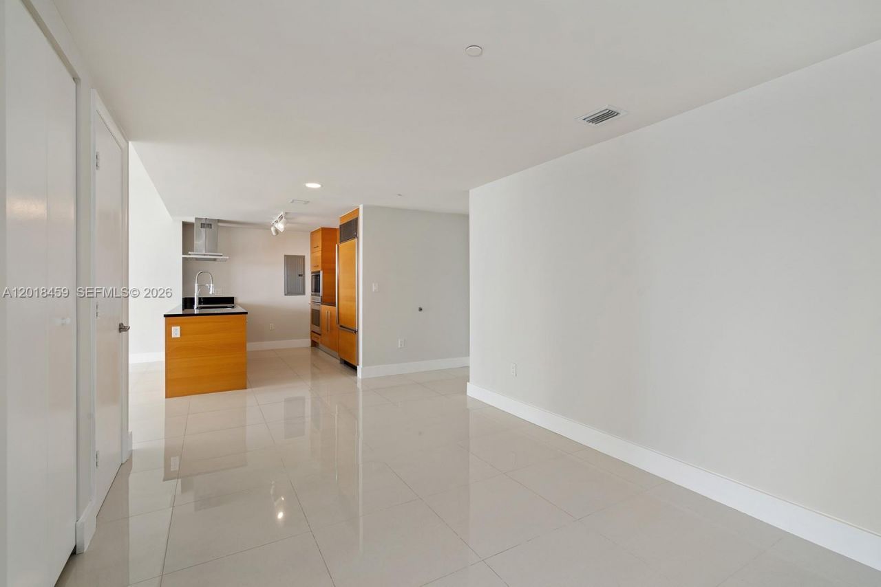 495 Brickell Ave , Unit 2703, Miami, FL 33131 Photo