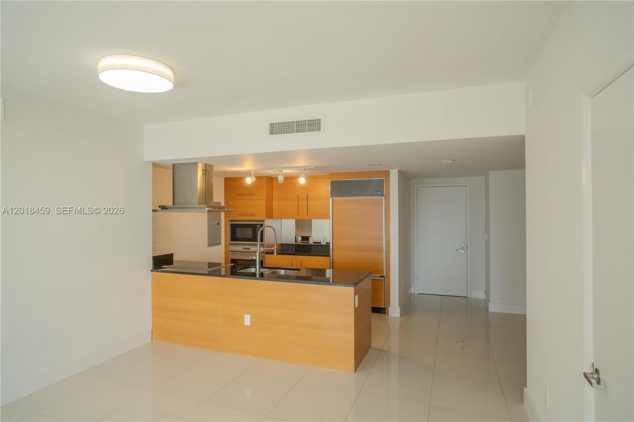 495 Brickell Ave , Unit 2703, Miami, FL 33131 Photo