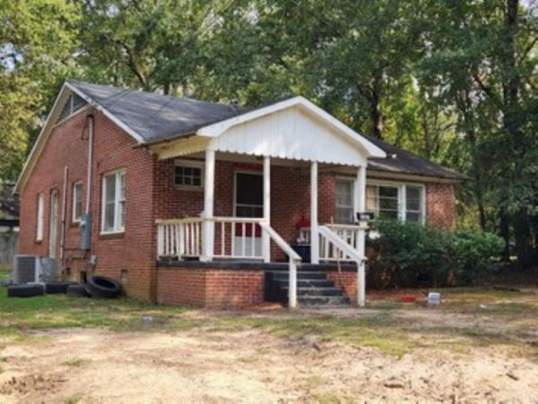 327 Hamilton Ave , Camden, AR 71701