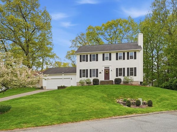 2 Newton St, Belchertown, MA 01007