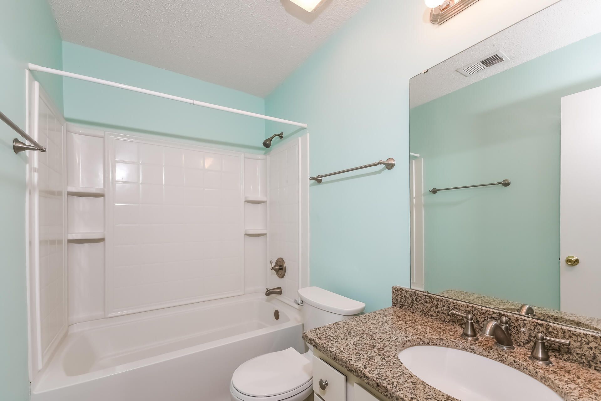 2054 Willowdale Court Photo 19