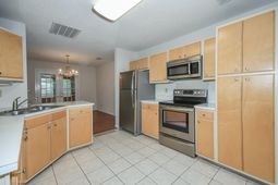 2054 Willowdale Court photo 4