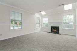 2054 Willowdale Court photo 4