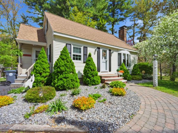 84 Woodridge Road, Hampstead, NH 03826