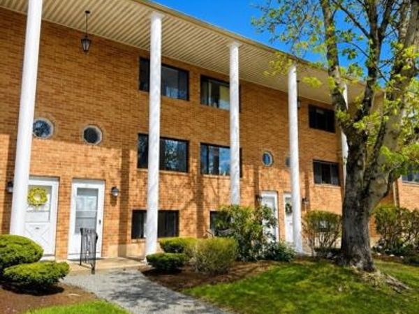 200 Farrwood Dr, Unit 200, Haverhill, MA 01835
