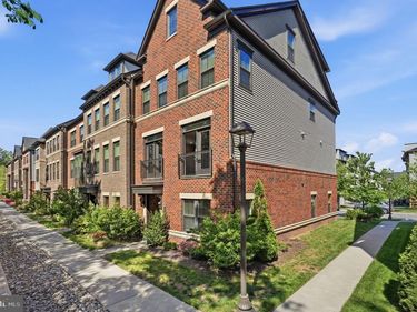 22353 TRAILVIEW CROSSING TERRACE, ASHBURN, VA 20148