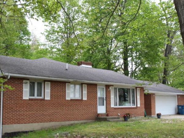 1225 102nd Avenue, Plainwell, MI 49080
