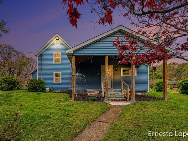 1301 56th Street, Fennville, MI 49408