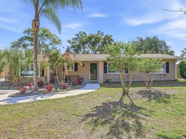 12109 FOREST HILLS DRIVE , TAMPA, FL 33612