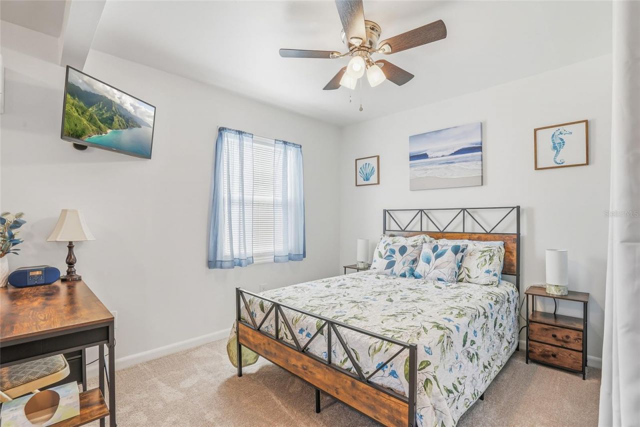 12109 Forest Hills Drive, Tampa, FL 33612 Photo