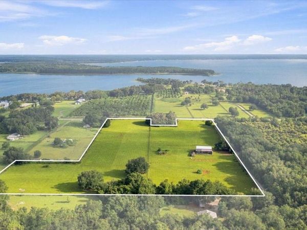 SE SUNSET HARBOR ROAD, WEIRSDALE, FL 32195