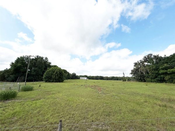 SE SUNSET HARBOR ROAD , WEIRSDALE, FL 32195