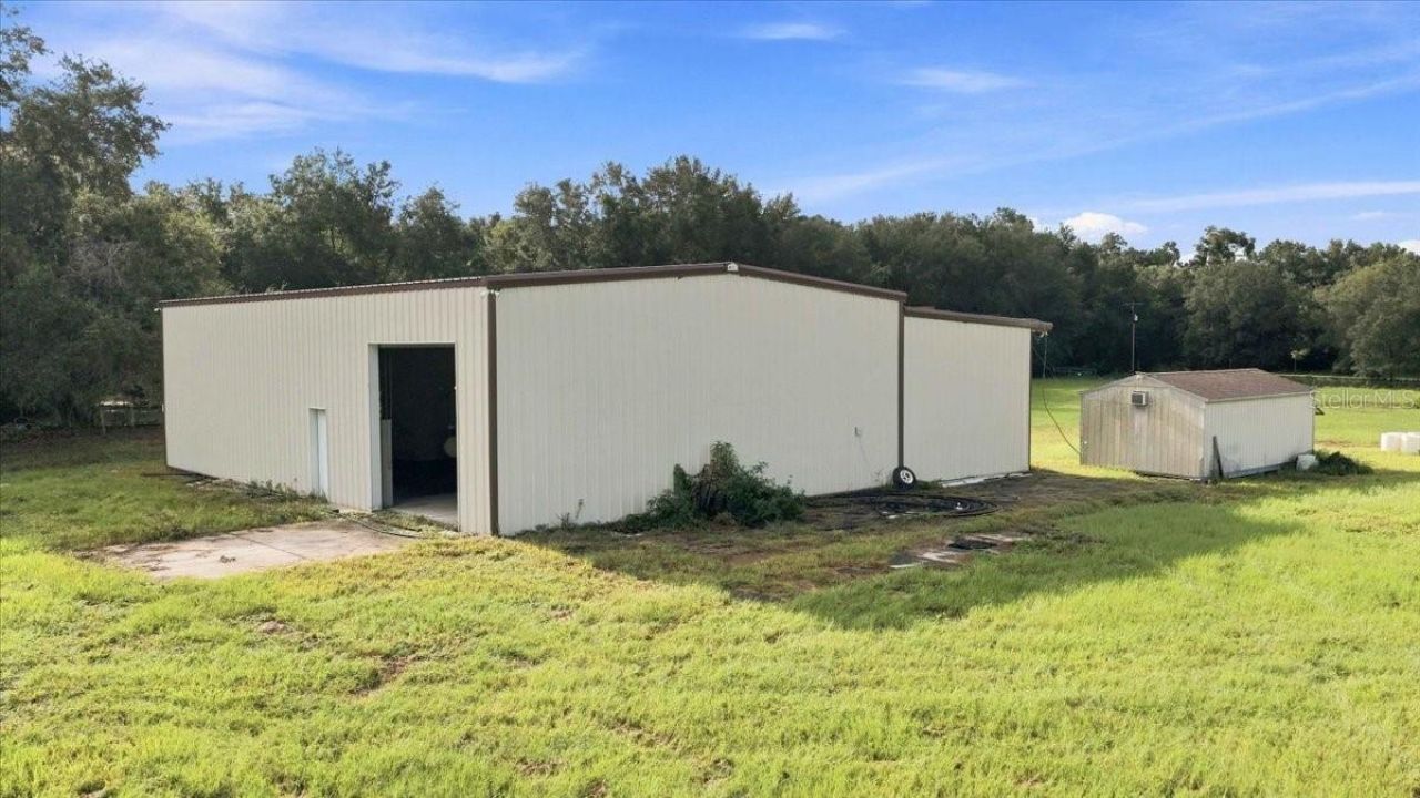 Se Sunset Harbor Road, Weirsdale, FL 32195 Photo