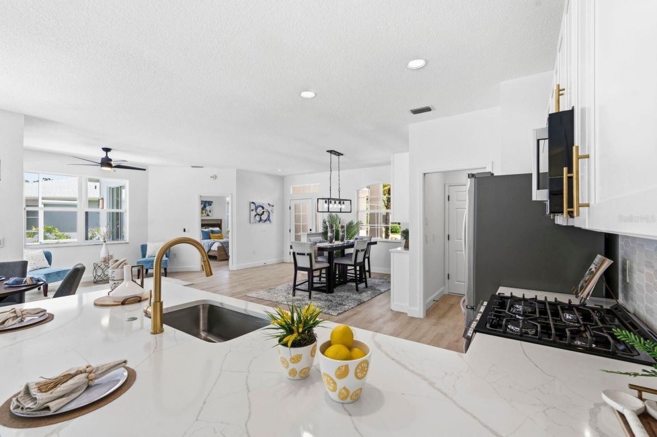 11701 Winding Woods Way, Lakewood Ranch, FL 34202 Photo