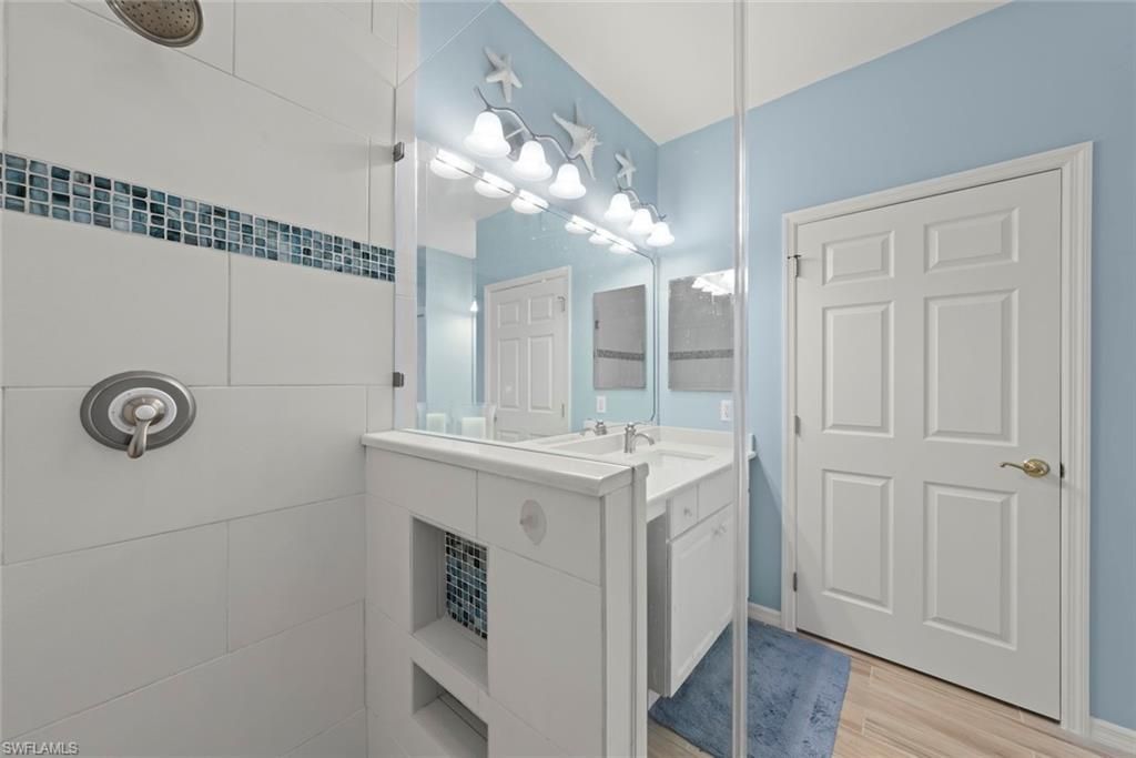 20071 Sanibel View Cir, Unit 301, Fort Myers, FL 33908 Photo