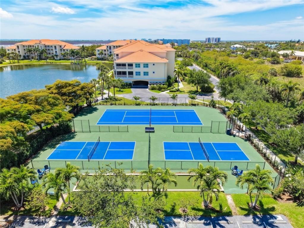 20071 Sanibel View Cir, Unit 301, Fort Myers, FL 33908 Photo