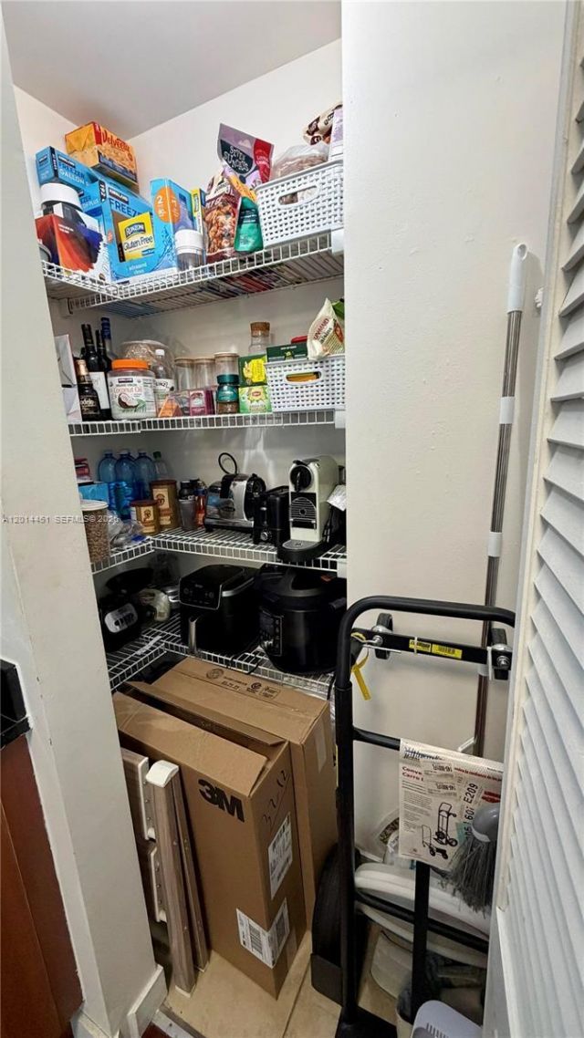 300 S Biscayne Blvd, Unit T-3212, Miami, FL 33131 Photo