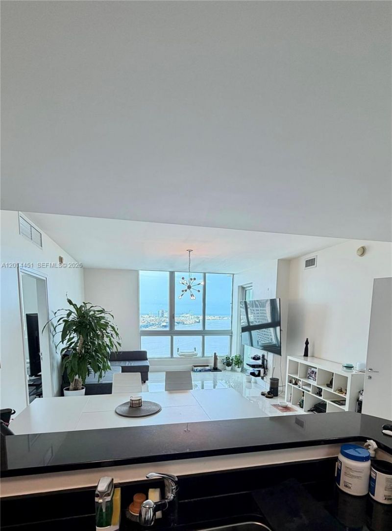 300 S Biscayne Blvd, Unit T-3212, Miami, FL 33131 Photo